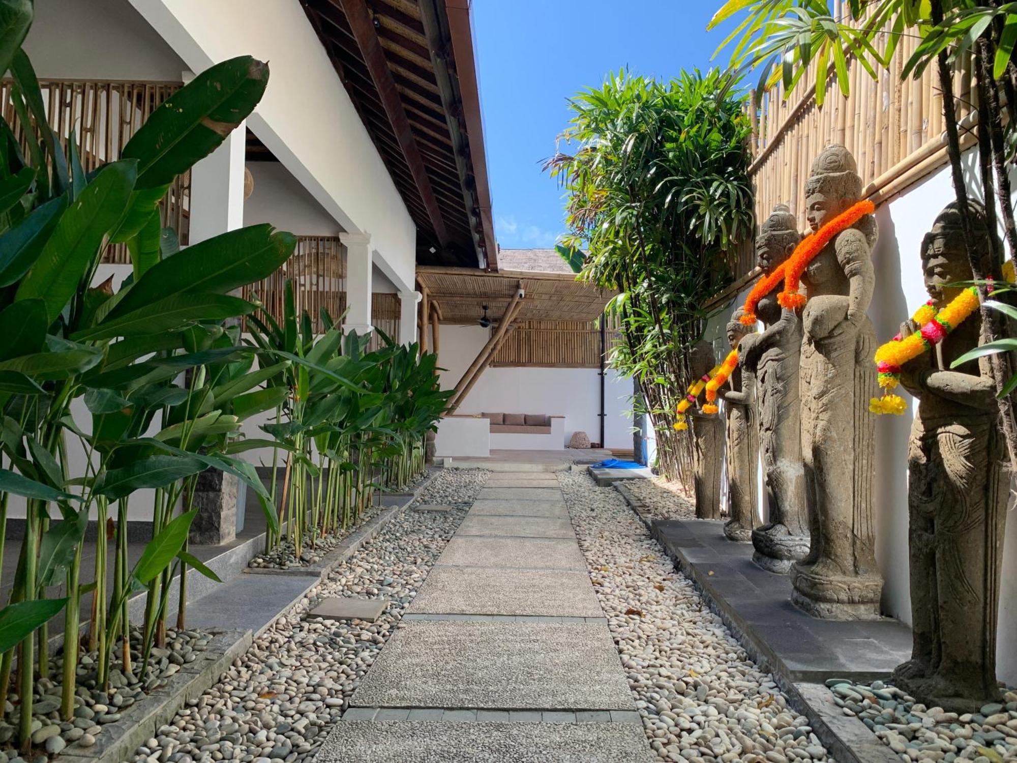 Morgan House Aparthotel Kuta  Kültér fotó