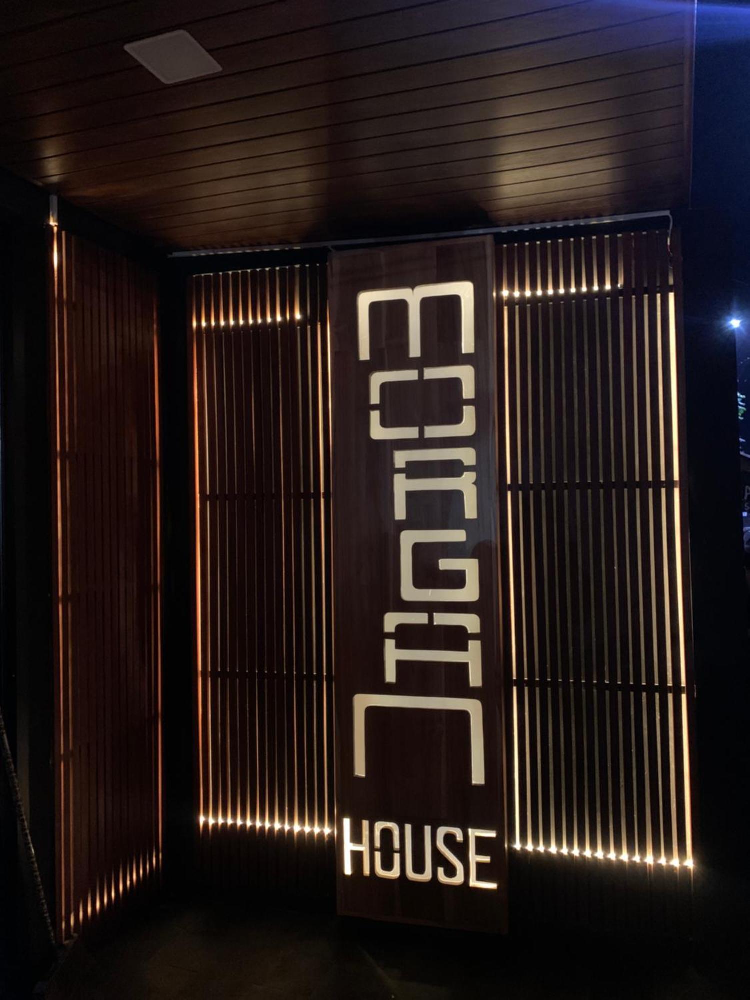 Morgan House Aparthotel Kuta  Kültér fotó